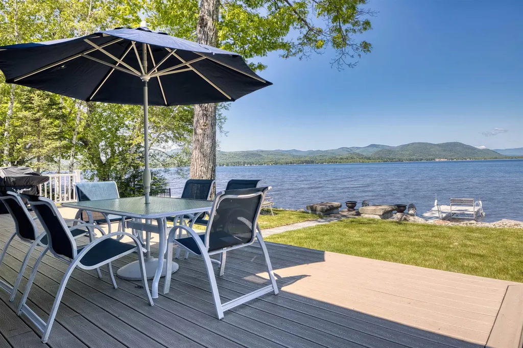44 Long Sands Road Ossipee NH 03814