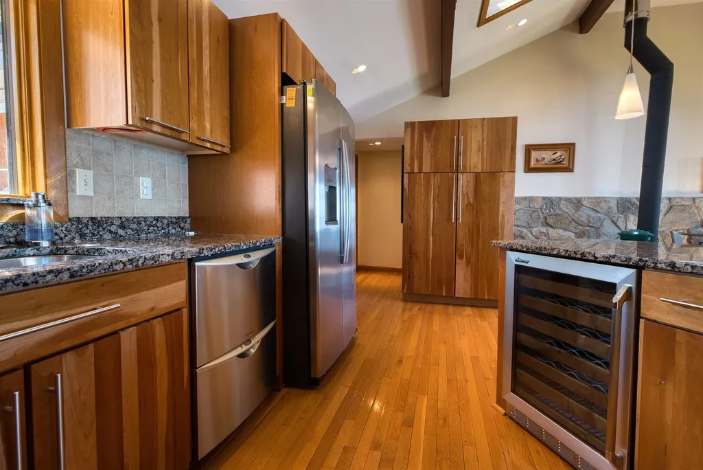 44 Long Sands Road Ossipee NH 03814