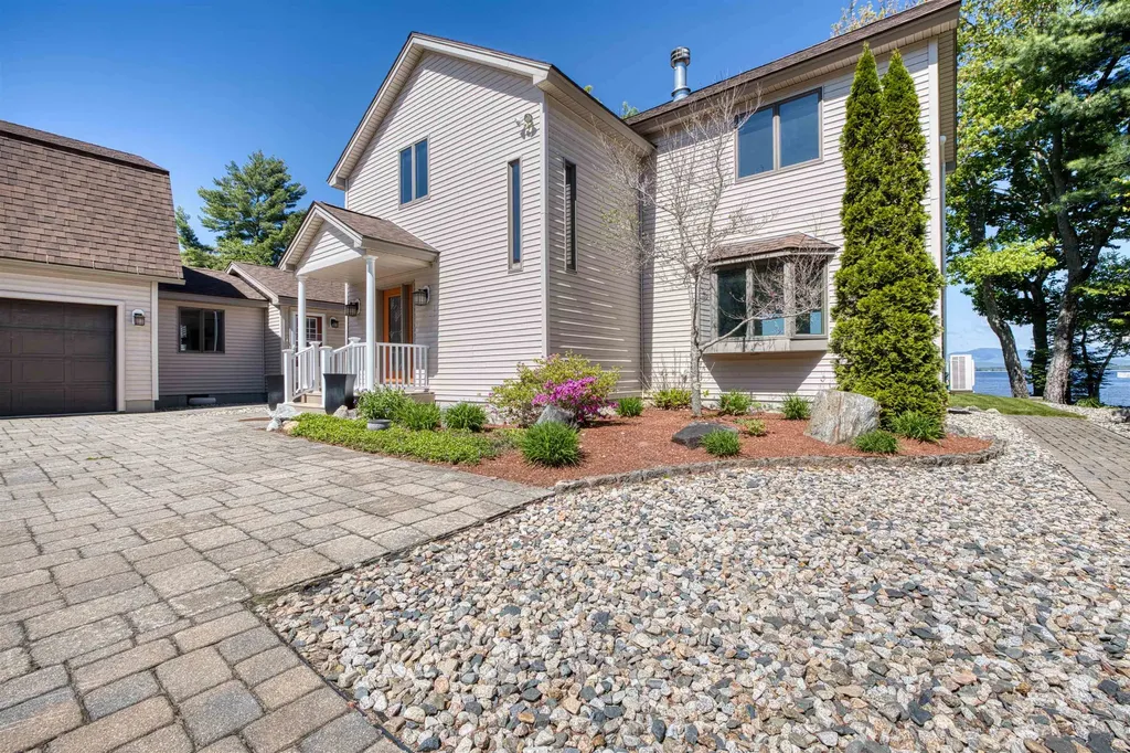44 Long Sands Road Ossipee NH 03814