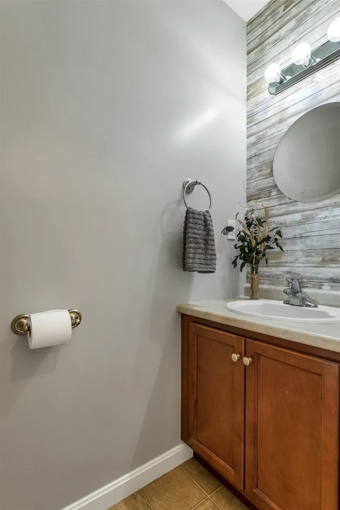 70 Patch Hill Lane Milford NH 03055