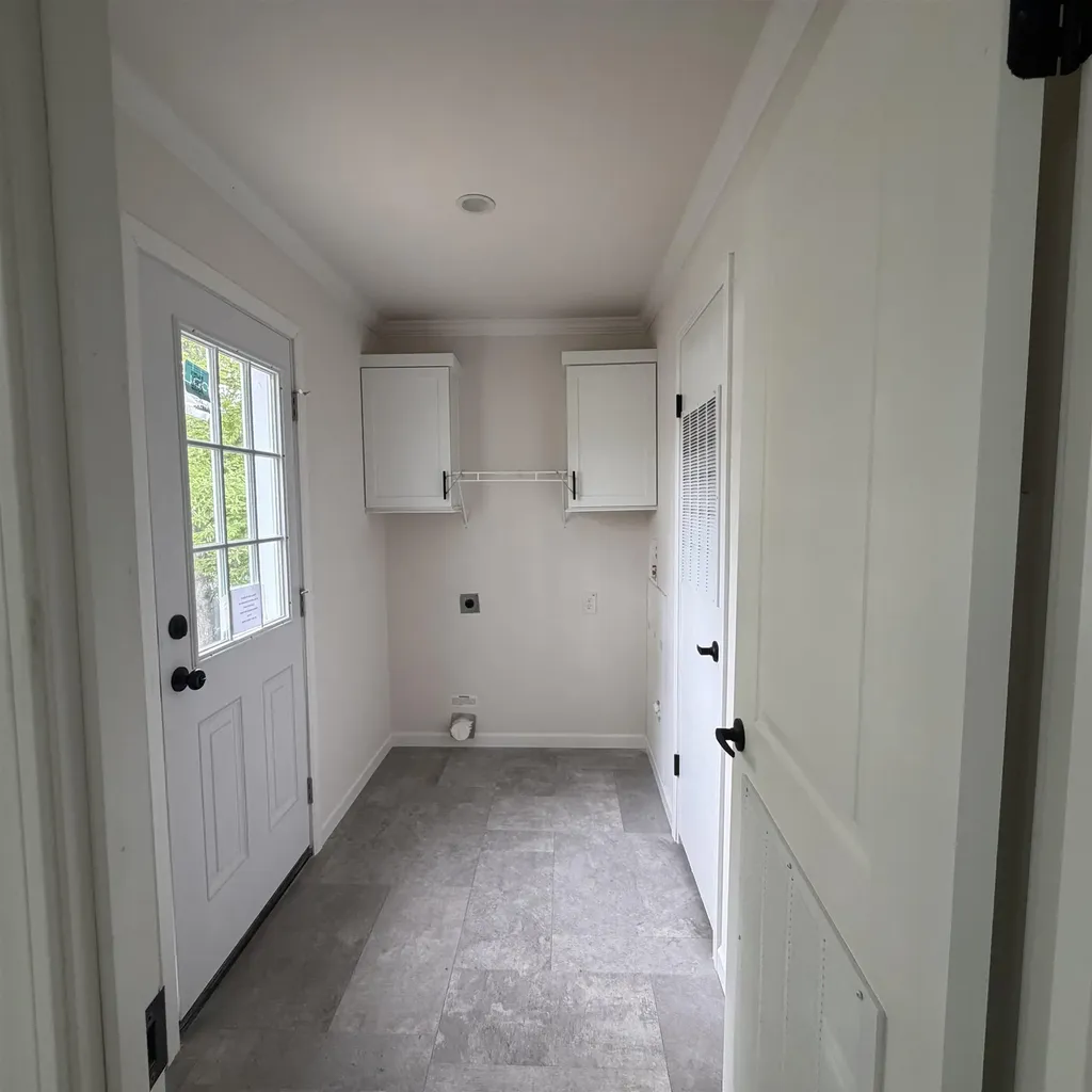 19 West Lane Rochester NH 03867