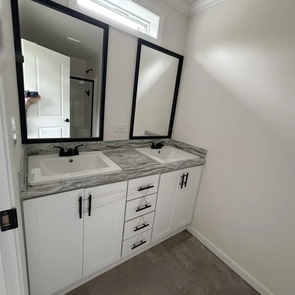 19 West Lane Rochester NH 03867