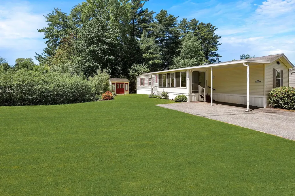 77 Hagop Road Salem NH 03079
