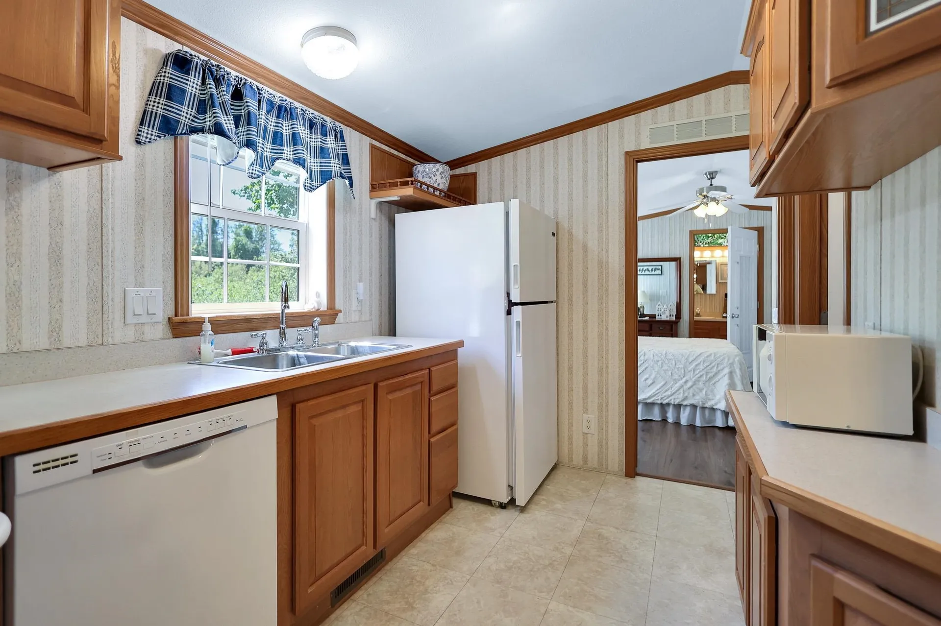 77 Hagop Road Salem NH 03079