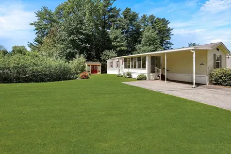 77 Hagop Road Salem NH 03079