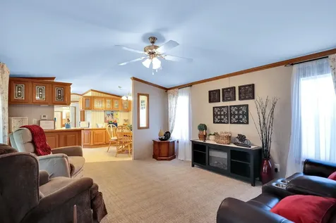 77 Hagop Road Salem NH 03079