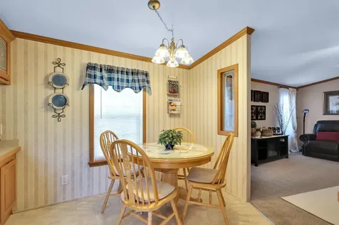 77 Hagop Road Salem NH 03079