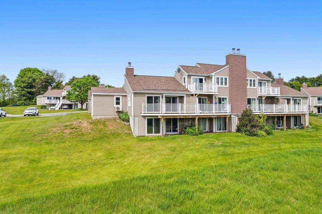 7 Meadow Drive North Berwick ME 03906
