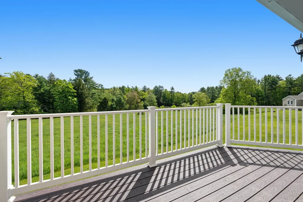 7 Meadow Drive North Berwick ME 03906