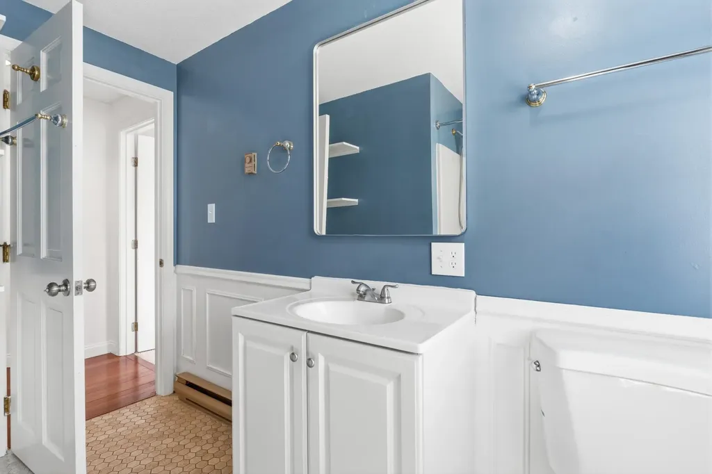 7 Meadow Drive North Berwick ME 03906