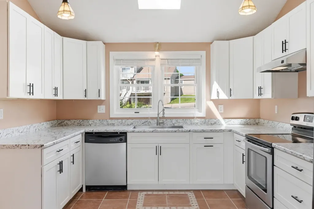 7 Meadow Drive North Berwick ME 03906