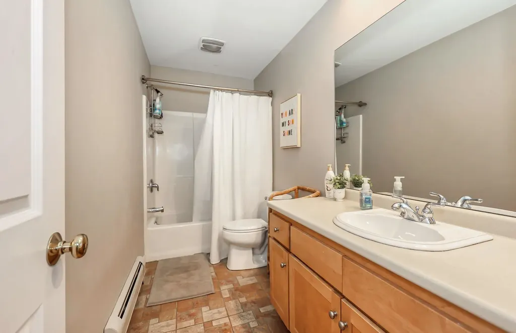 237 Stanton Street Manchester NH 03103