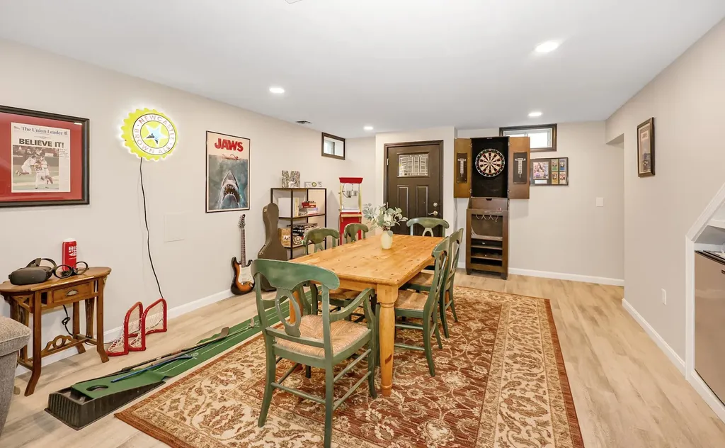 237 Stanton Street Manchester NH 03103