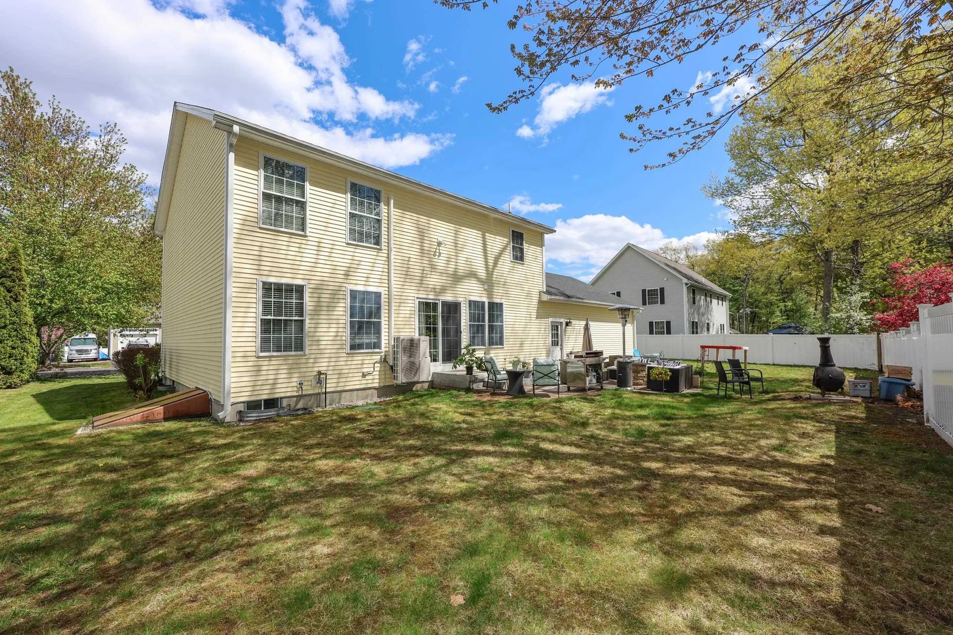 237 Stanton Street Manchester NH 03103