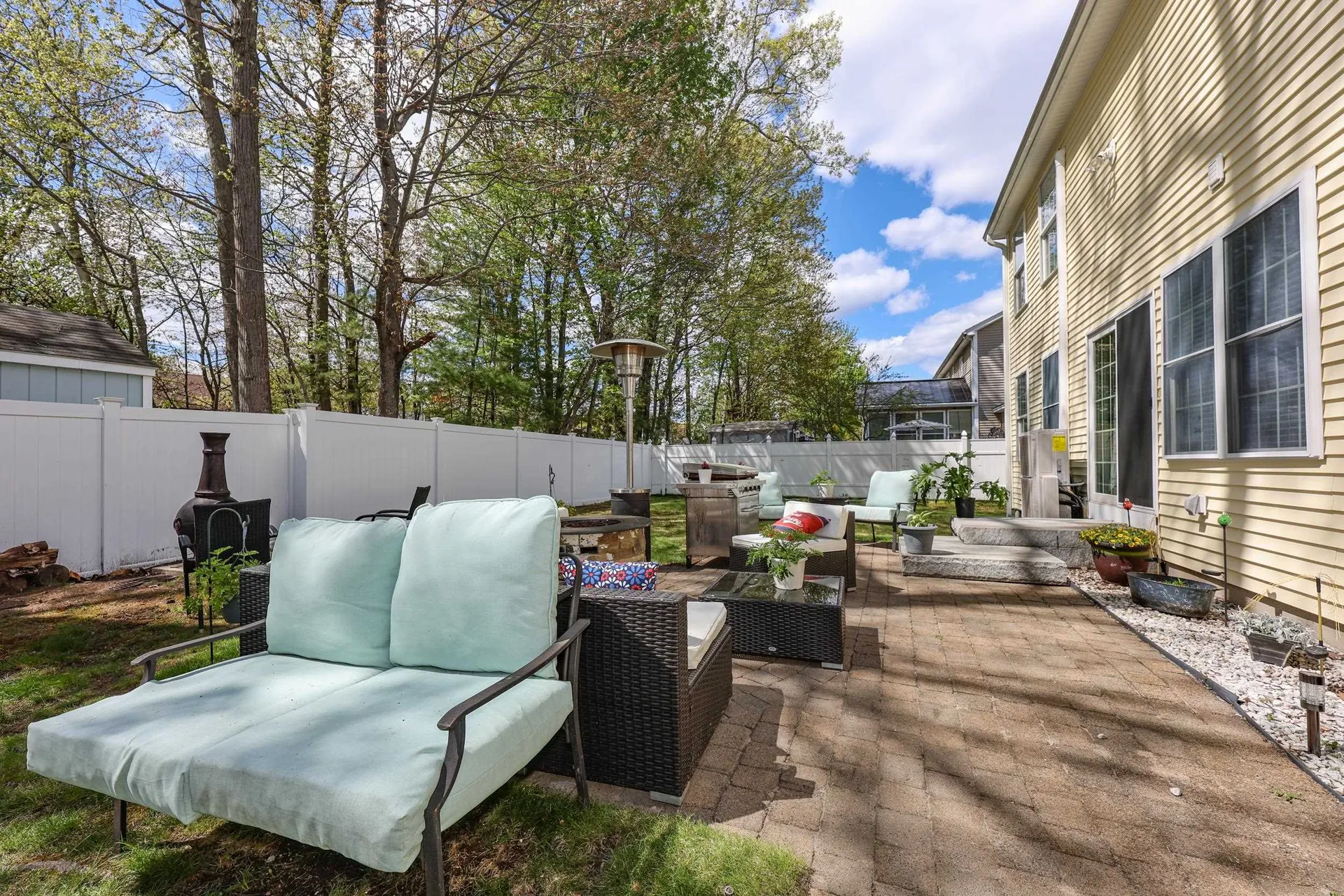 237 Stanton Street Manchester NH 03103