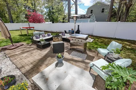 237 Stanton Street Manchester NH 03103