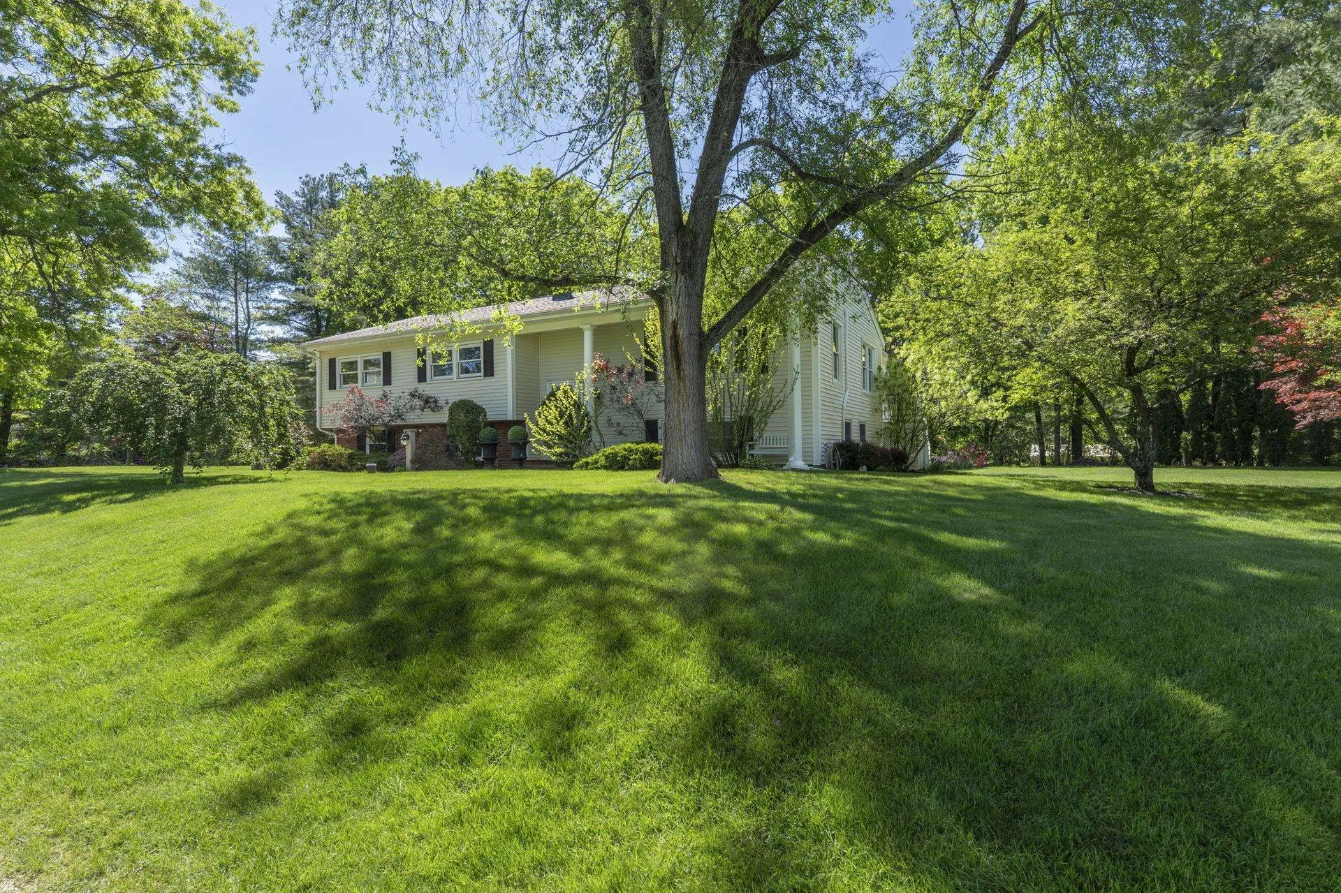 1 Cindy Avenue Salem NH 03079
