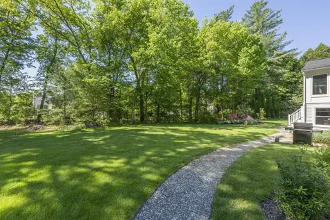 1 Cindy Avenue Salem NH 03079