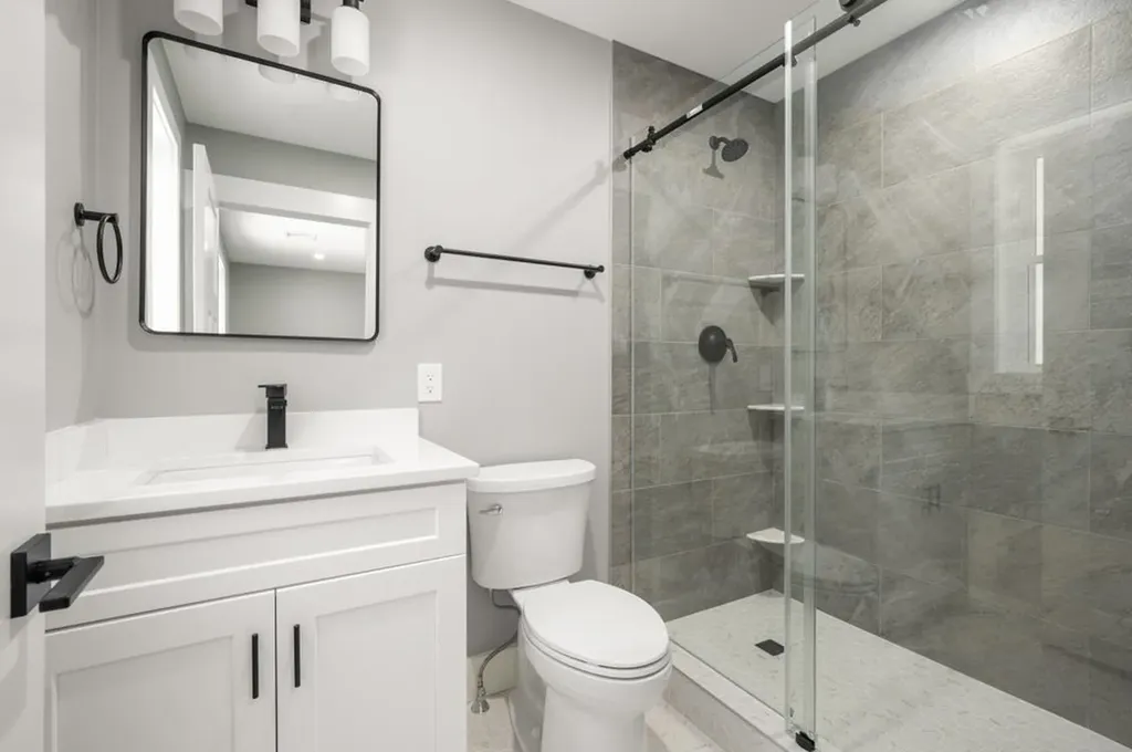 113 South Road Kensington NH 03833