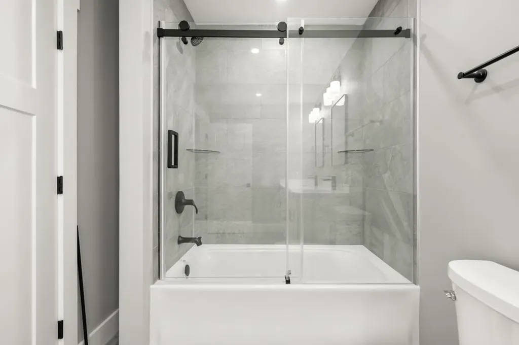 113 South Road Kensington NH 03833