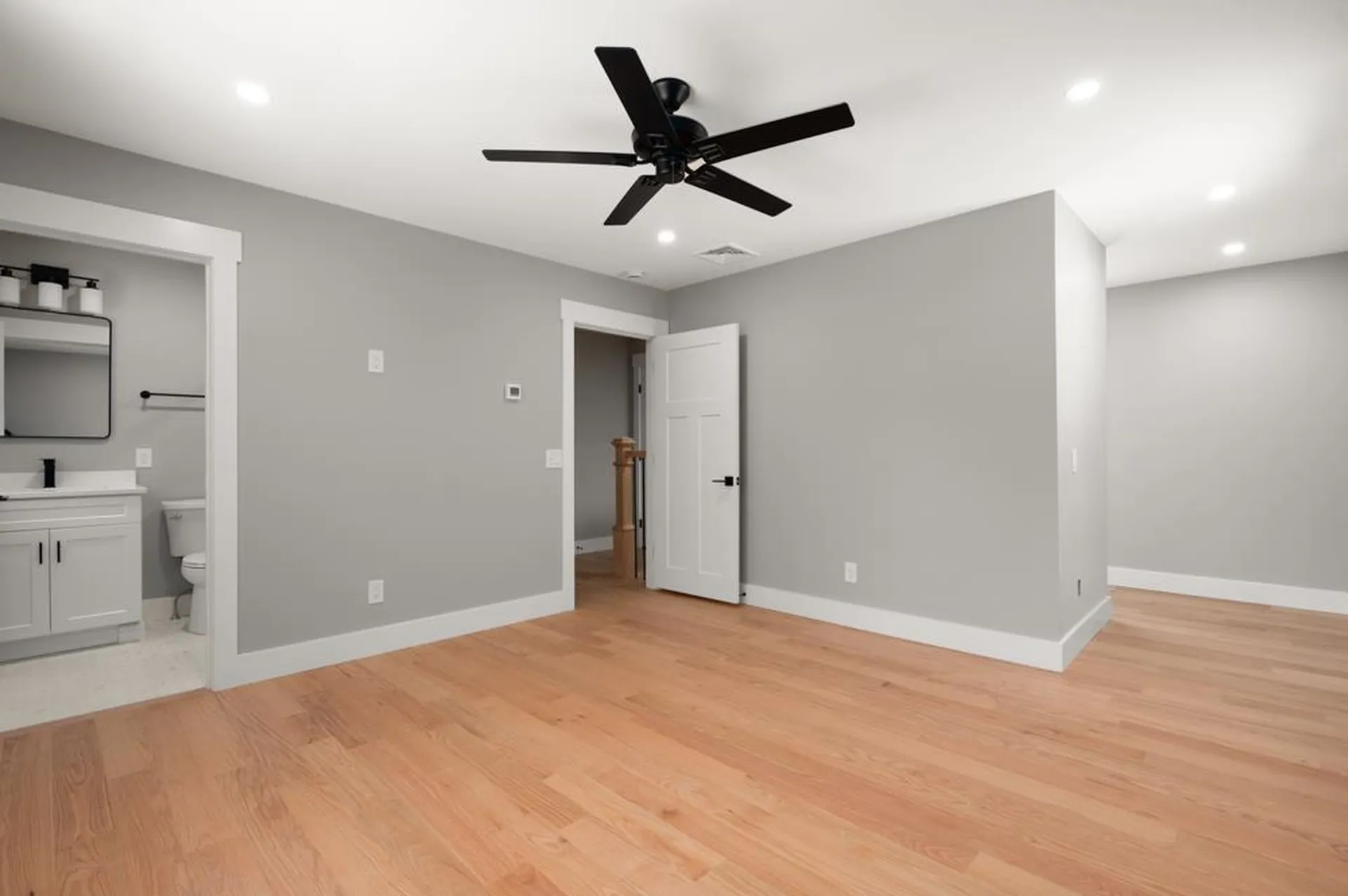 113 South Road Kensington NH 03833