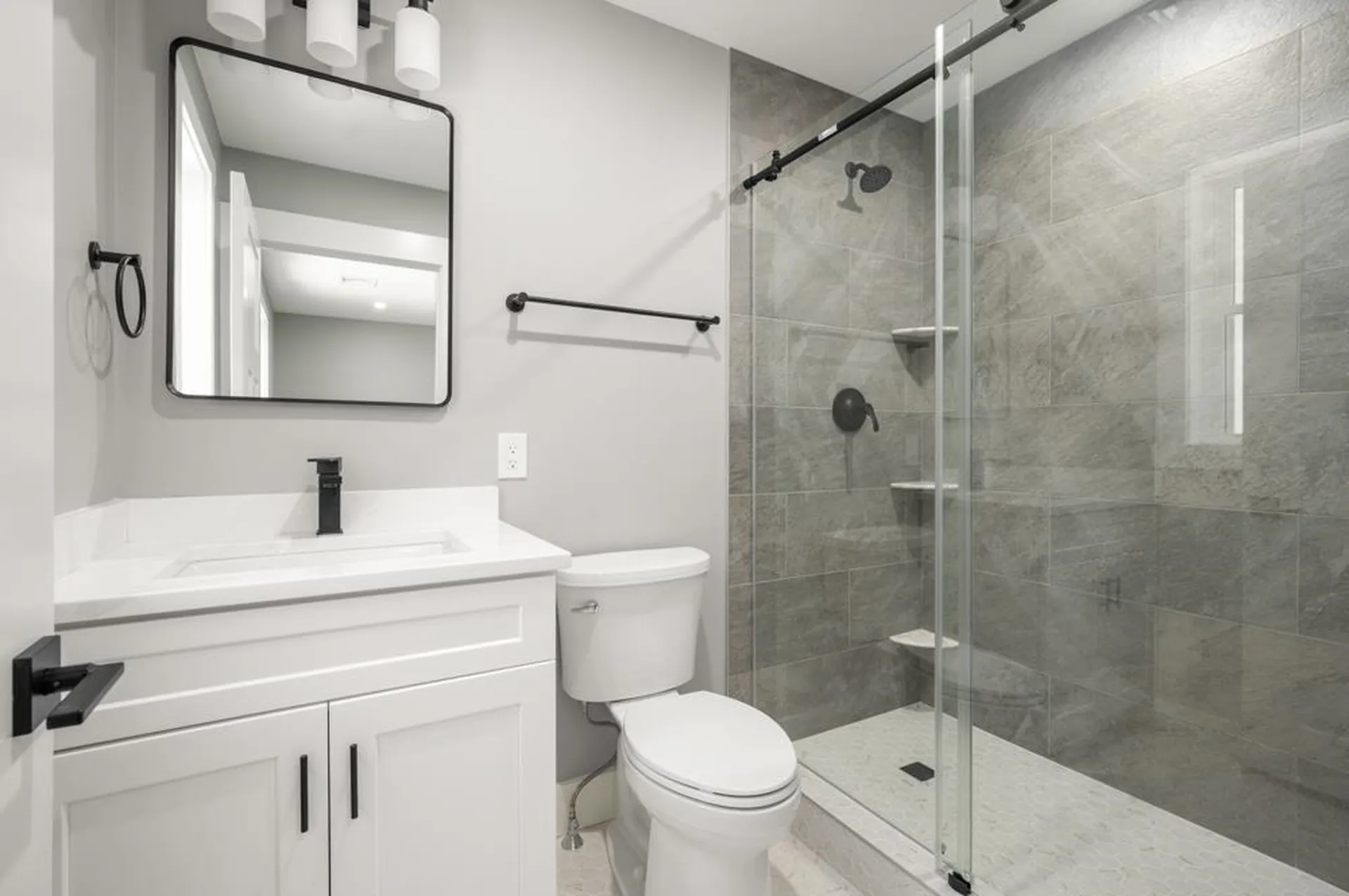 113 South Road Kensington NH 03833