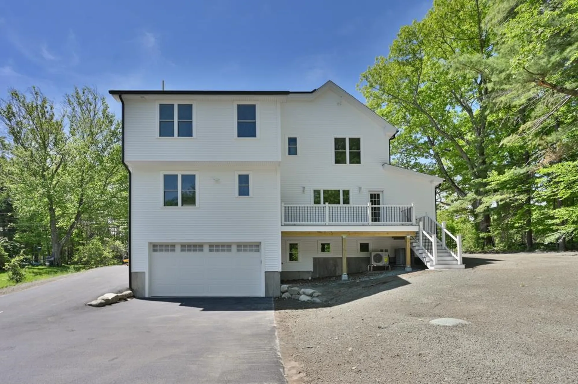 113 South Road Kensington NH 03833