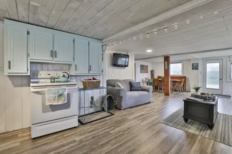 100-102 Tucker Shore Road Belmont NH 03220