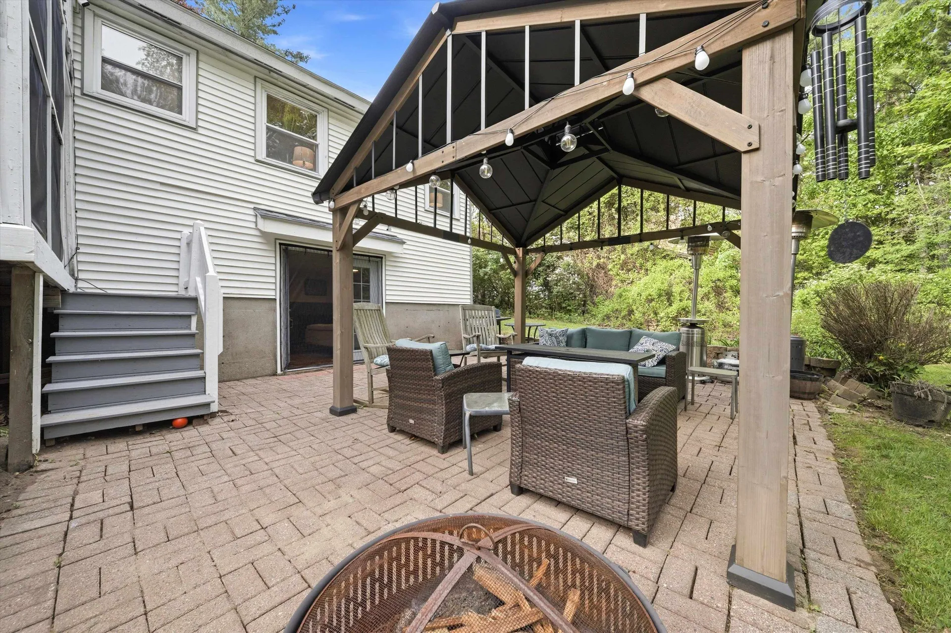16 Glenwood Drive Goffstown NH 03045