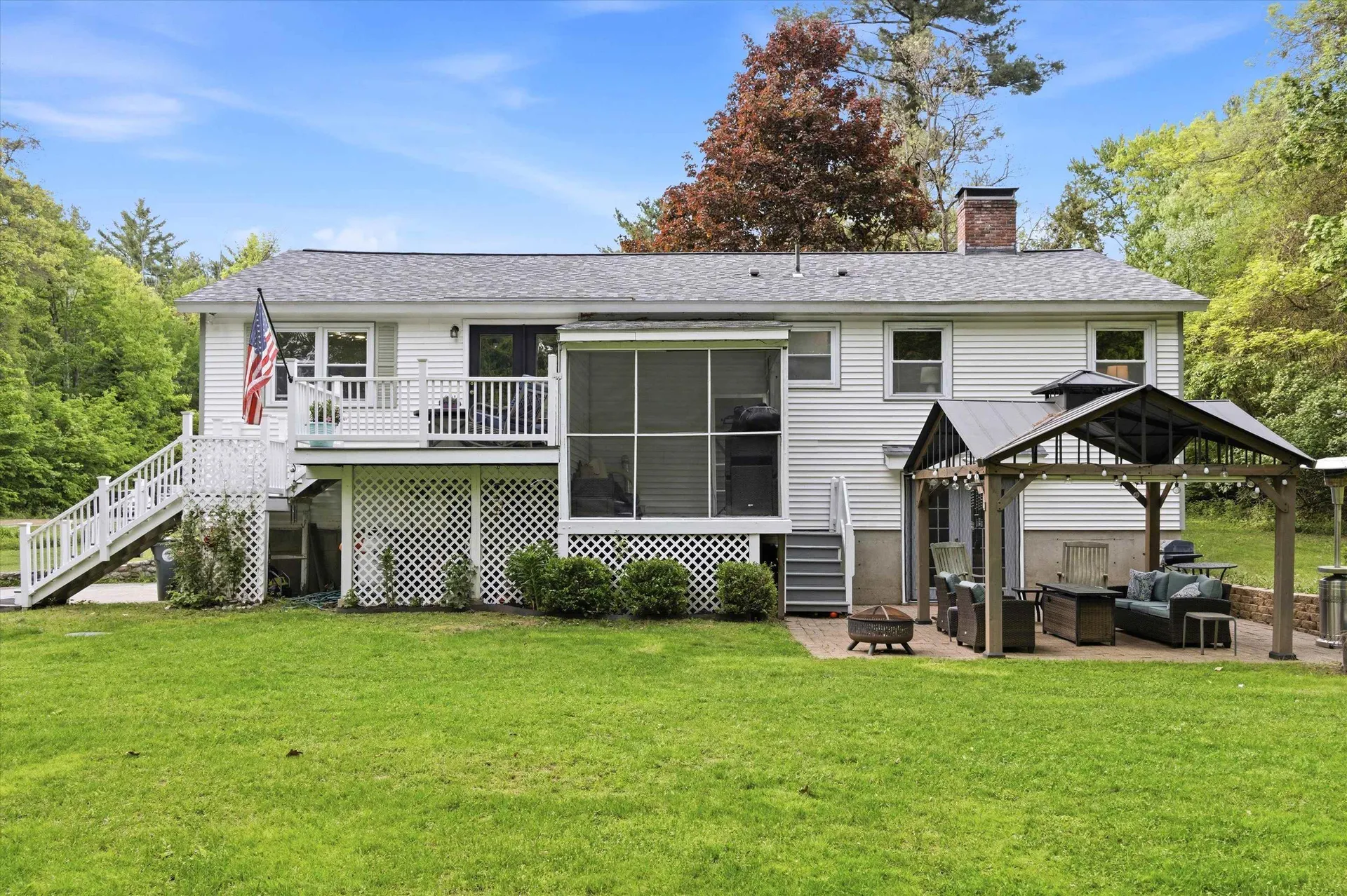 16 Glenwood Drive Goffstown NH 03045