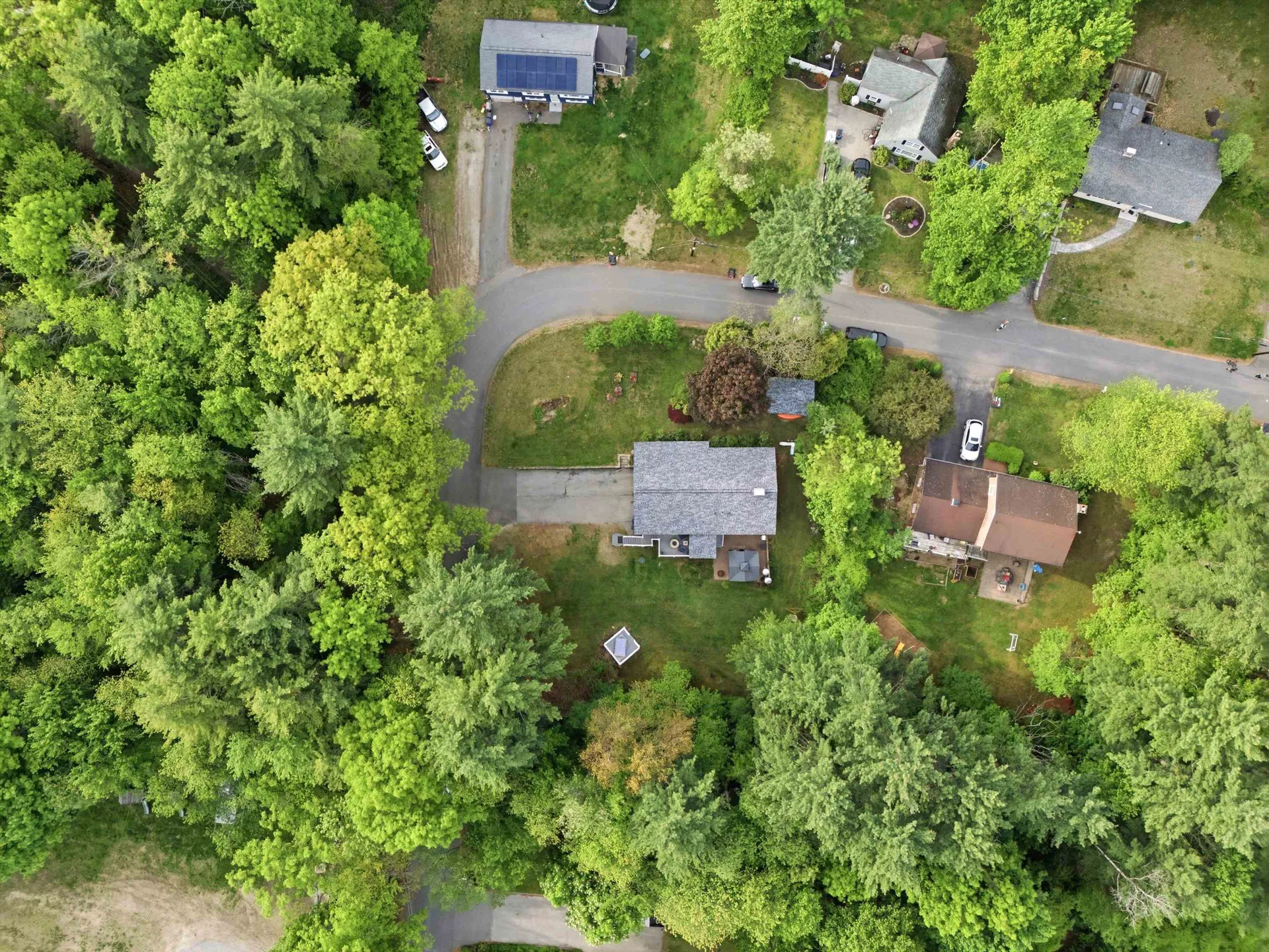 16 Glenwood Drive Goffstown NH 03045