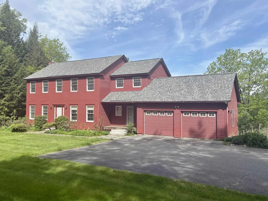 29 Carriage Lane Hanover NH 03755