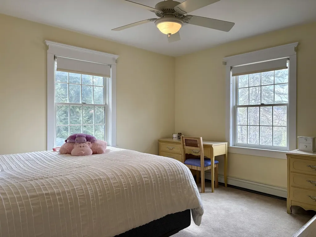 29 Carriage Lane Hanover NH 03755