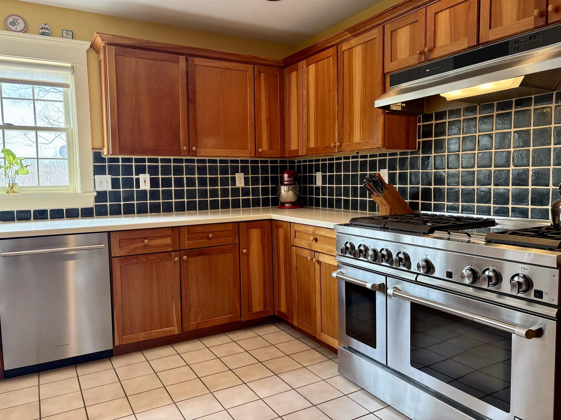 29 Carriage Lane Hanover NH 03755