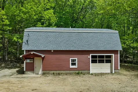 218 Main Street Alton NH 03809