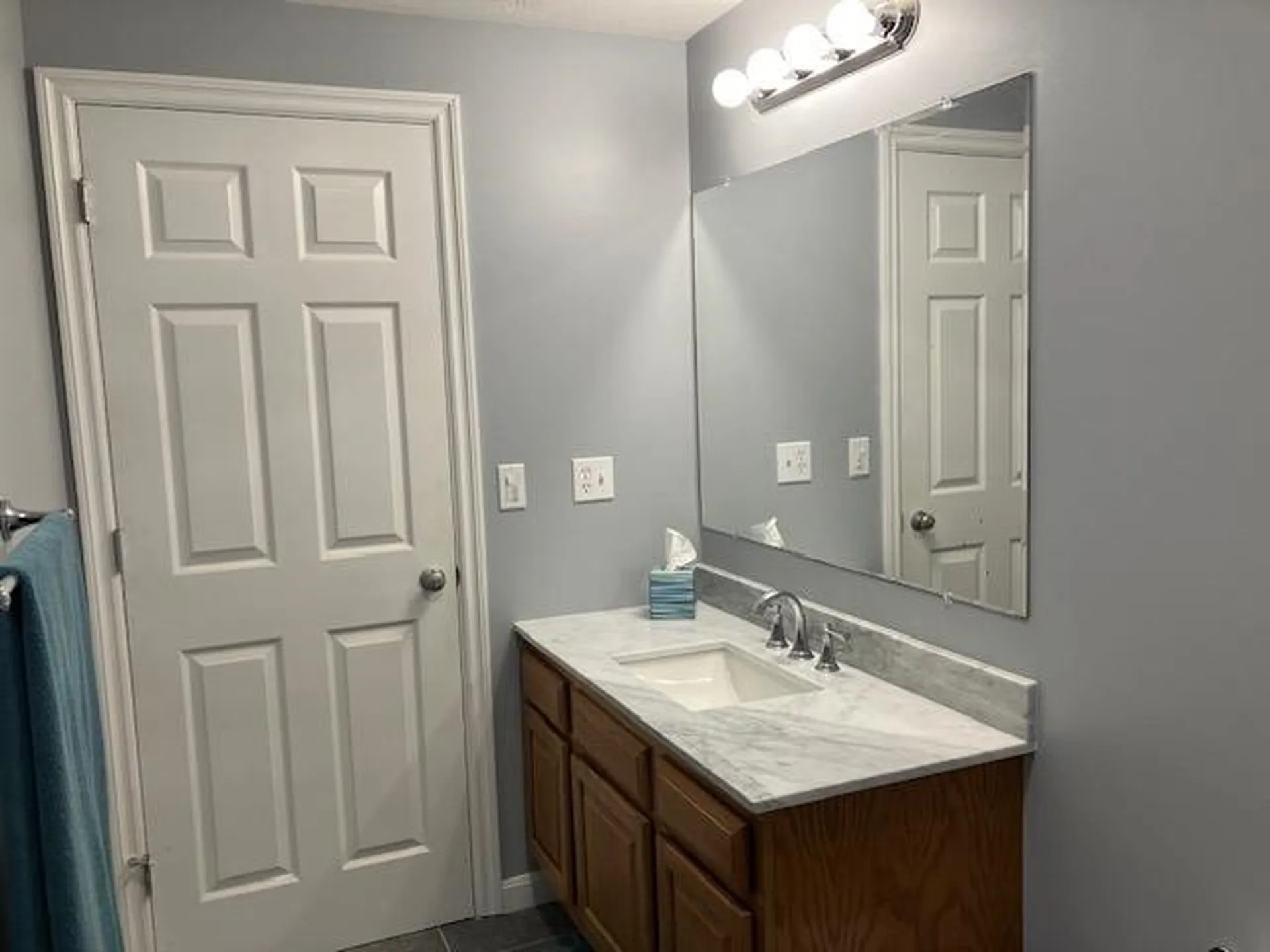11 Lantern Lane Londonderry NH 03053