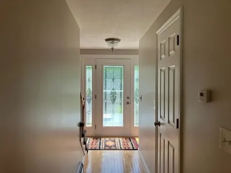 11 Lantern Lane Londonderry NH 03053
