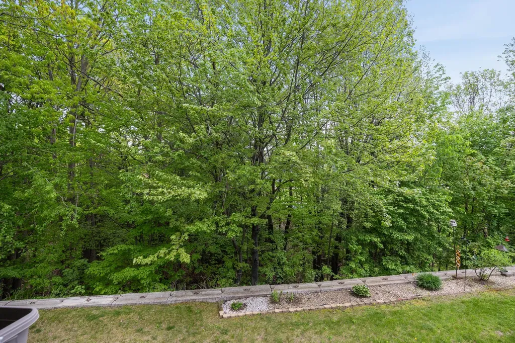 6 Twin Oaks Terrace South Burlington VT 05403
