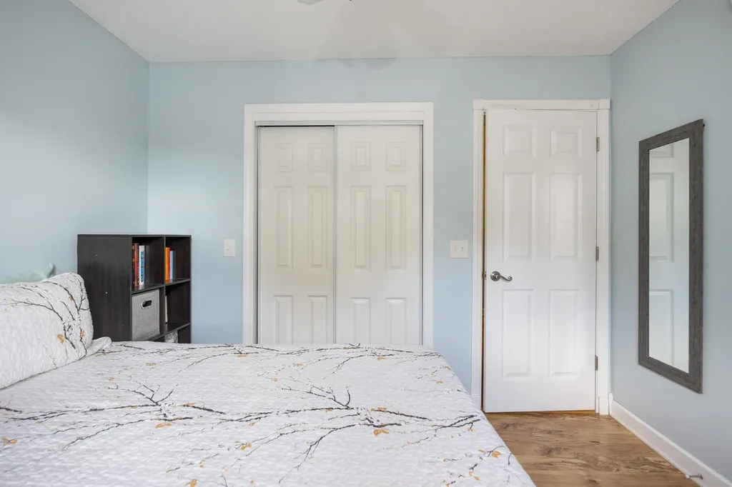 6 Twin Oaks Terrace South Burlington VT 05403