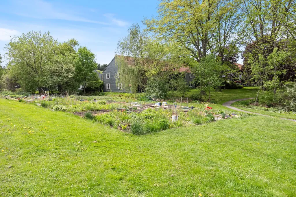 6 Twin Oaks Terrace South Burlington VT 05403