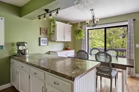 6 Twin Oaks Terrace South Burlington VT 05403
