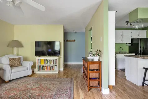 6 Twin Oaks Terrace South Burlington VT 05403