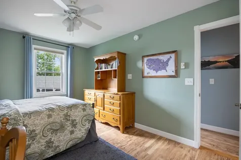6 Twin Oaks Terrace South Burlington VT 05403