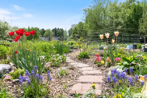 6 Twin Oaks Terrace South Burlington VT 05403