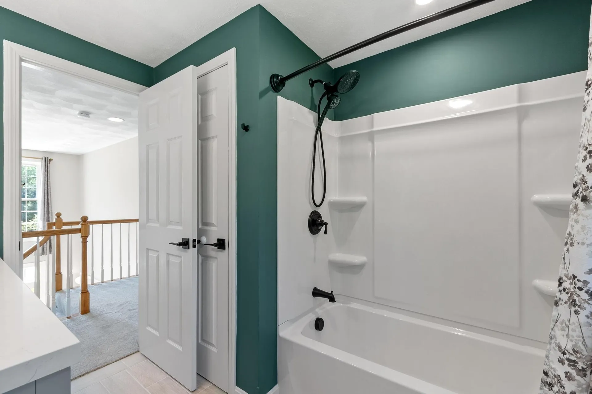 6 Bancroft Street Windham NH 03087
