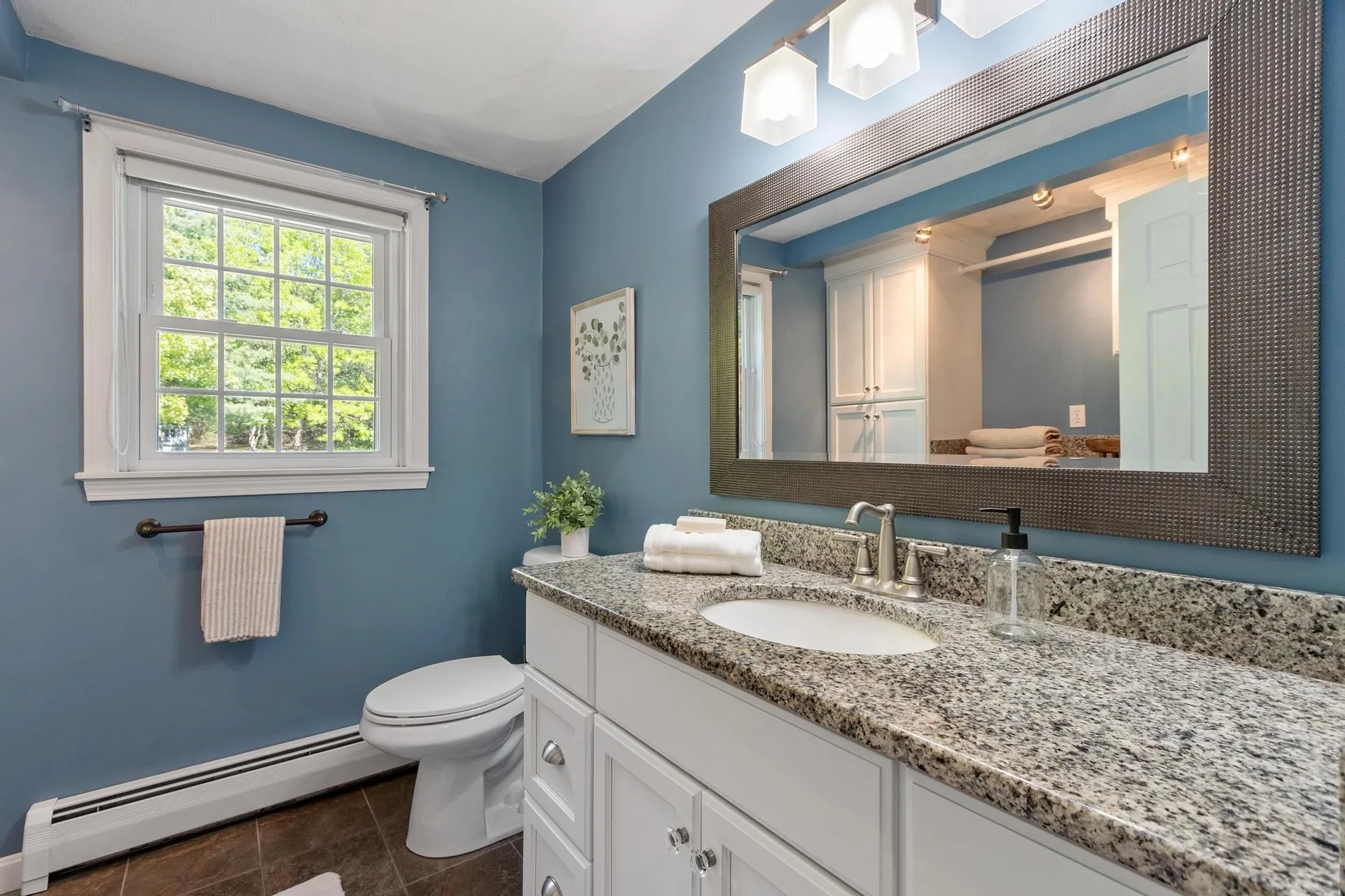 6 Bancroft Street Windham NH 03087