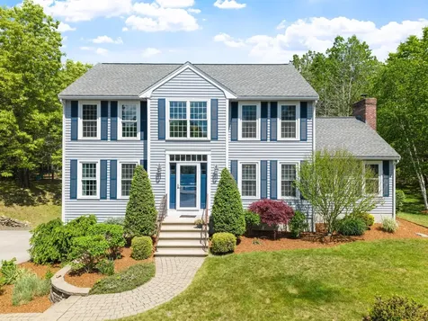 6 Bancroft Street Windham NH 03087
