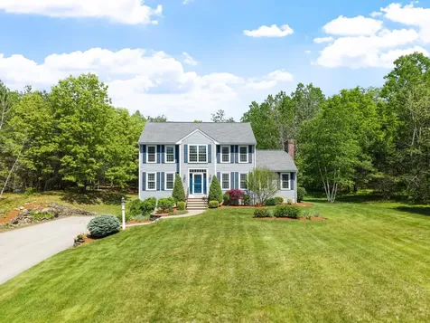 6 Bancroft Street Windham NH 03087