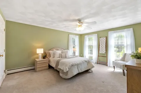6 Bancroft Street Windham NH 03087
