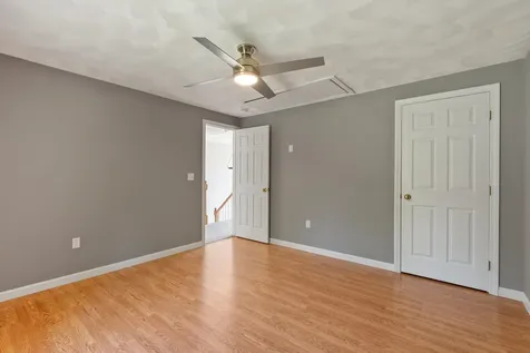 6 Bancroft Street Windham NH 03087